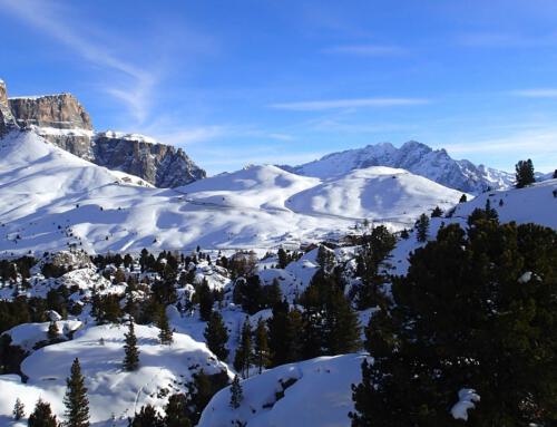 Der Charme vom Winter in der Bergen